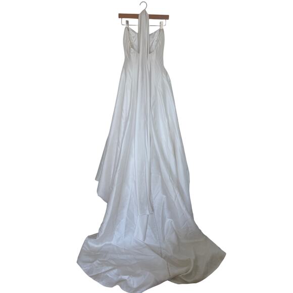 Jenny Yoo Addilyn Wedding Gown - Picture 3 of 10